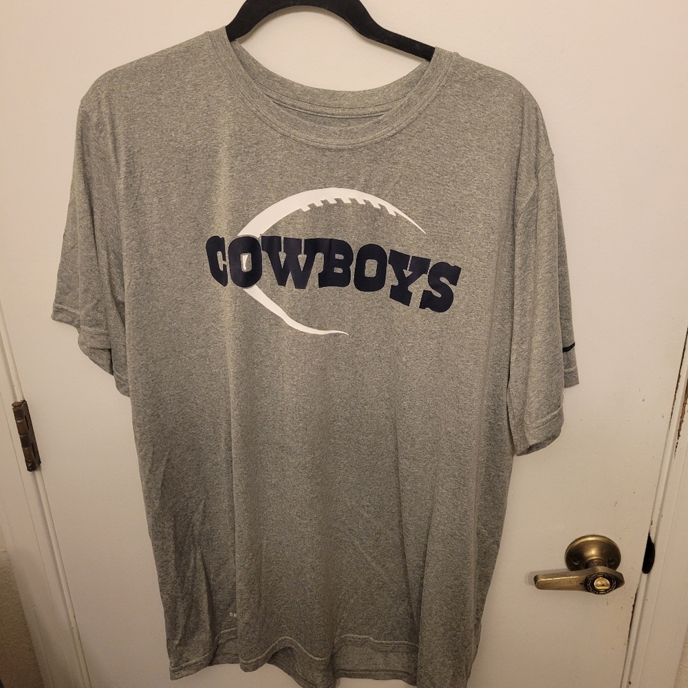 NWOT Cowboy Dri-Fit NFL Shirt